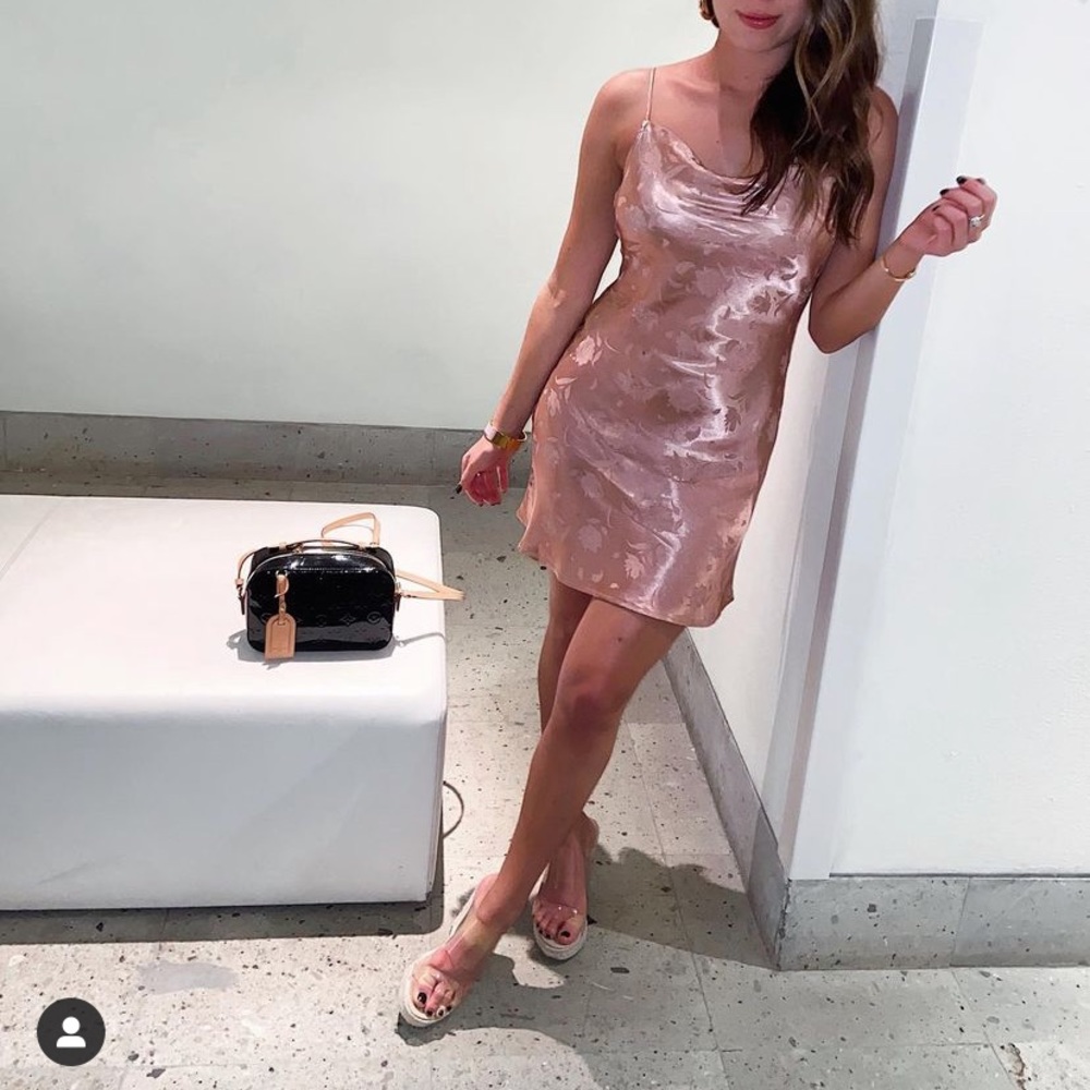 Miss Lola Pink dress